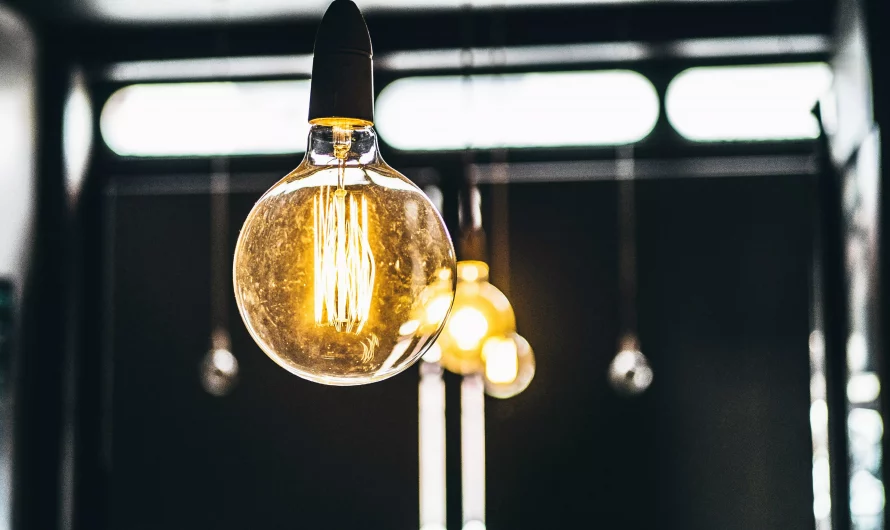 Cómo Ahorrar en la Factura de la Luz en España: Guía Práctica 2026